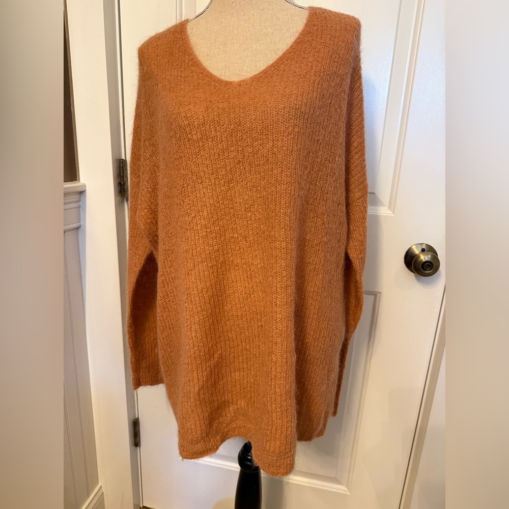 JENNI KAYNE SWEATER V-NECK PEACH CORAL SOFT KNIT LONG SLEEVE SIZE XL